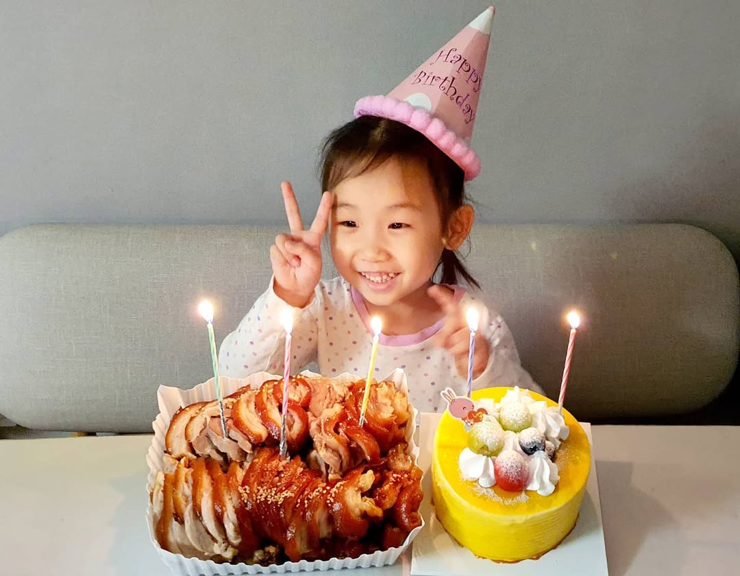 아이스크림, 생크림, 그리고 족발 케이크? 🐰 윤아의 5살 생일, 특별한 추억 만들기!