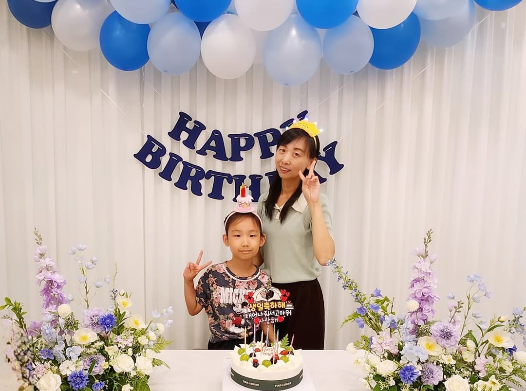 초2 윤아 생일파티, 인생샷 남긴 키즈카페 포토존 대공개! 🎉
