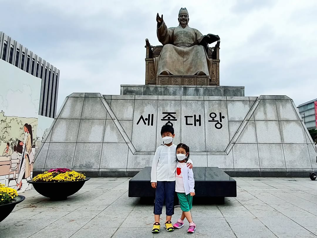 광화문 나들이, 예상치 못한 휴무에 아쉬움 가득했던 하루 (feat. 뜻밖의 책 득템)