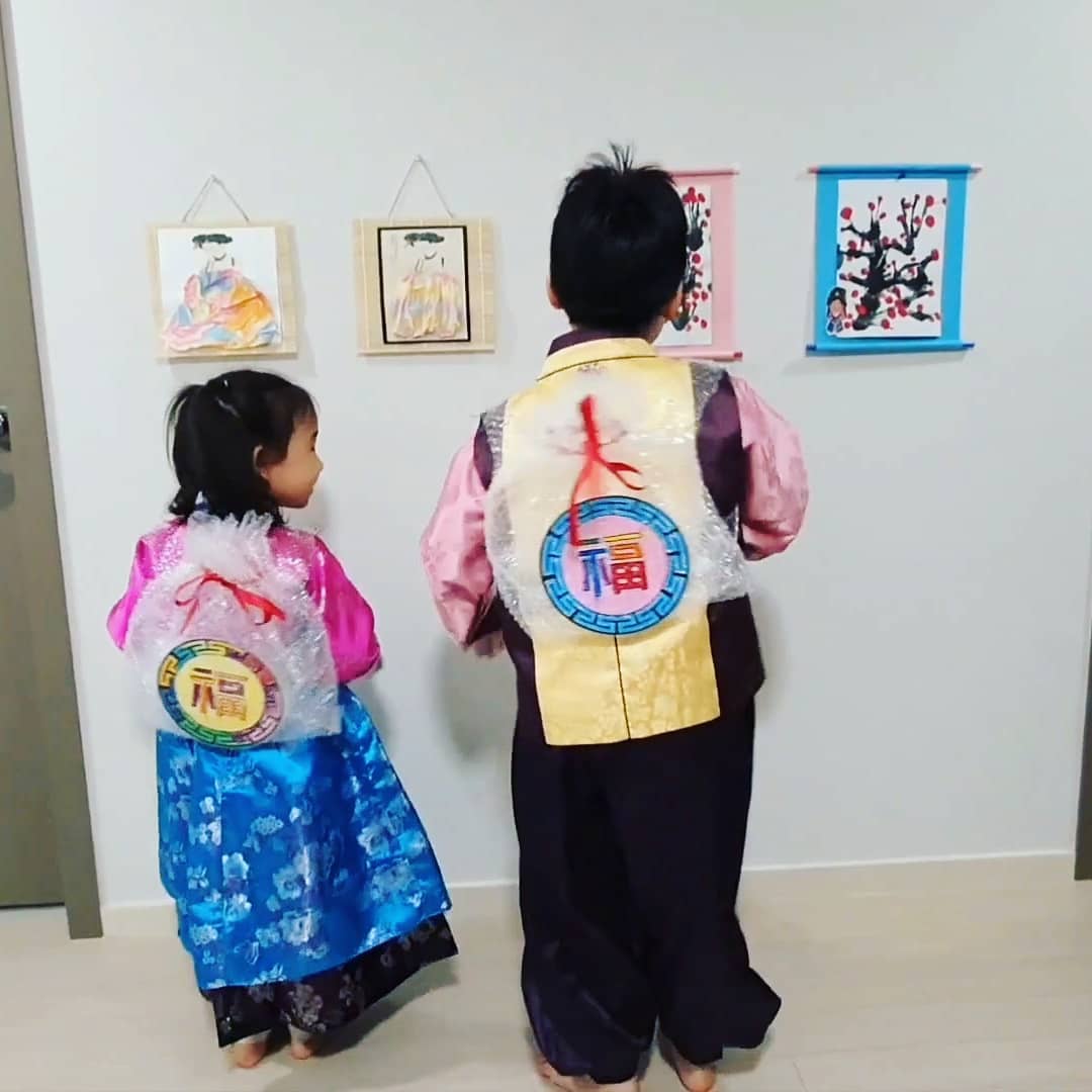 코로나 시대의 따뜻한 연결: 에어캡 복주머니 DIY로 전하는 비대면 설날 인사