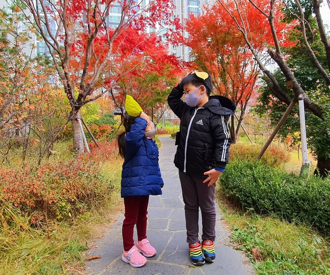 가을 단풍길 나들이: 7살 아들과 5살 딸이 함께 만든 소중한 가을 추억