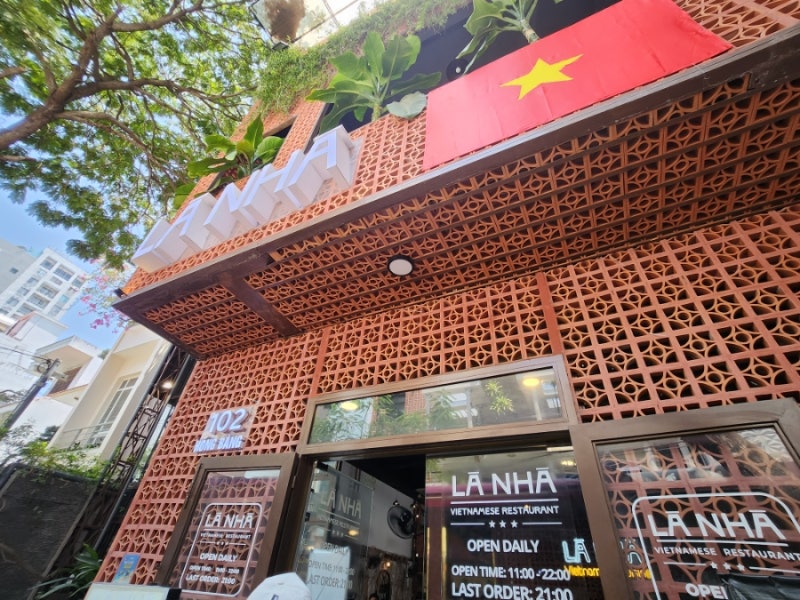 베트남 나트랑 라냐 곱창쌀국수 맛집에서 특별한 쌀국수 먹기
