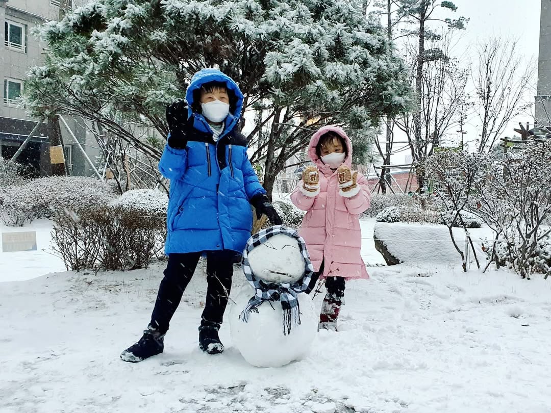 온몸으로 눈사람 만들기! 아이들의 겨울 추억 만들기 대작전 ☃️