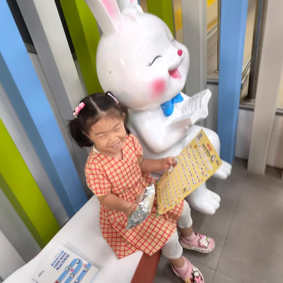 온 가족이 함께 성장하는 독서 여정: 북웨이브 100일 챌린지와 도서관 활용 팁!