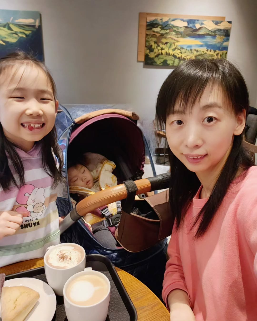 딸에게 받은 생애 첫 커피 선물? 우리집 여자들만의 특별한 데이트 기록